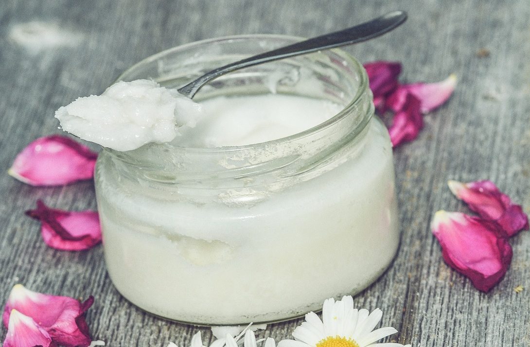 How To Detox Your Body With Oil Pulling